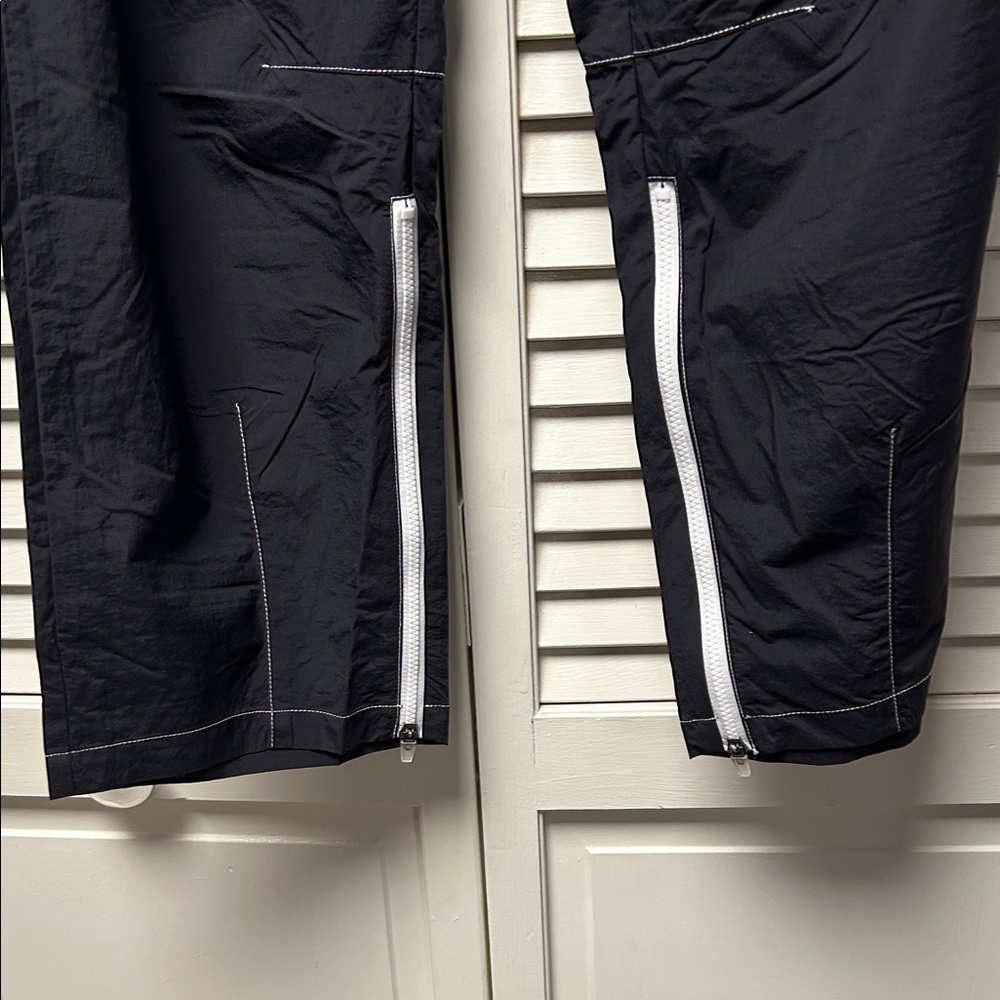 NWOT FP Movement by Free People Black Cargo Pants with Contrast Stitching - Picture 4 of 6